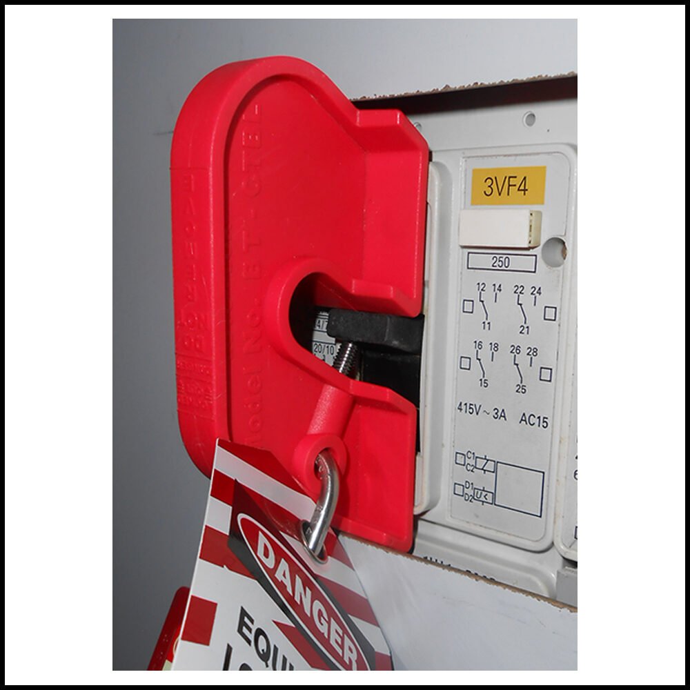 CIRCUIT BREAKER LOCKOUT, CB–BT–CTBL - Image 4